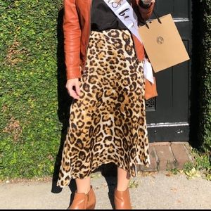 Adorable cheetah print skirt